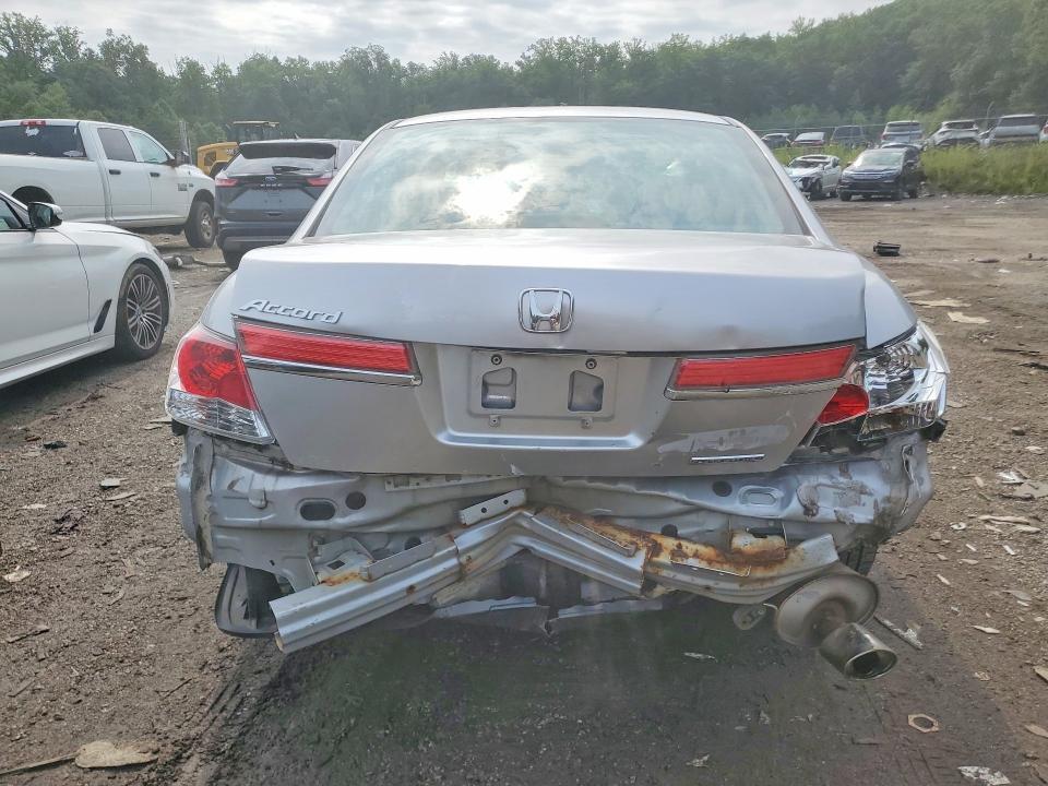 2011 HONDA ACCORD SE — Фото 6 из 12