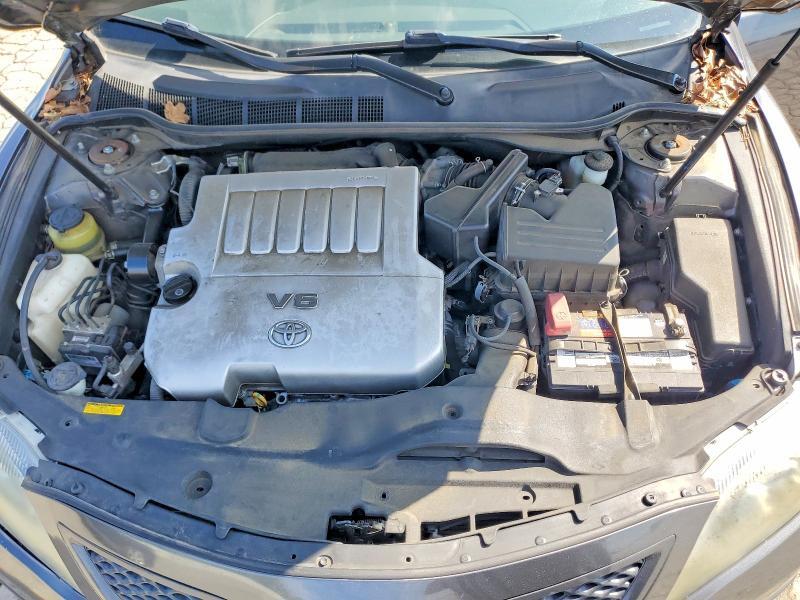 2011 TOYOTA CAMRY SE V6 — Фото 11 из 12