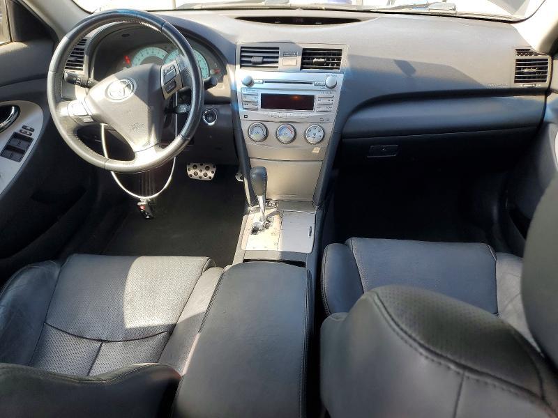 2011 TOYOTA CAMRY SE V6 — Фото 8 из 12