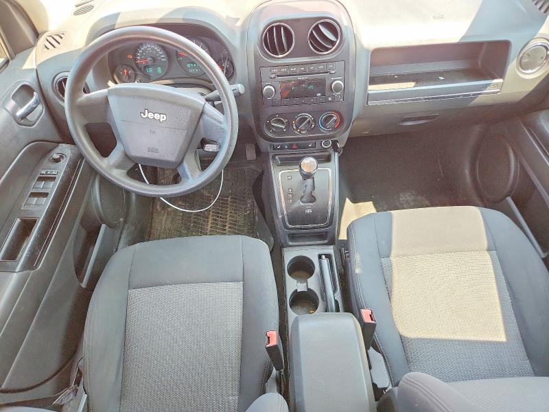 2009 JEEP COMPASS SPORT — Фото 8 из 14