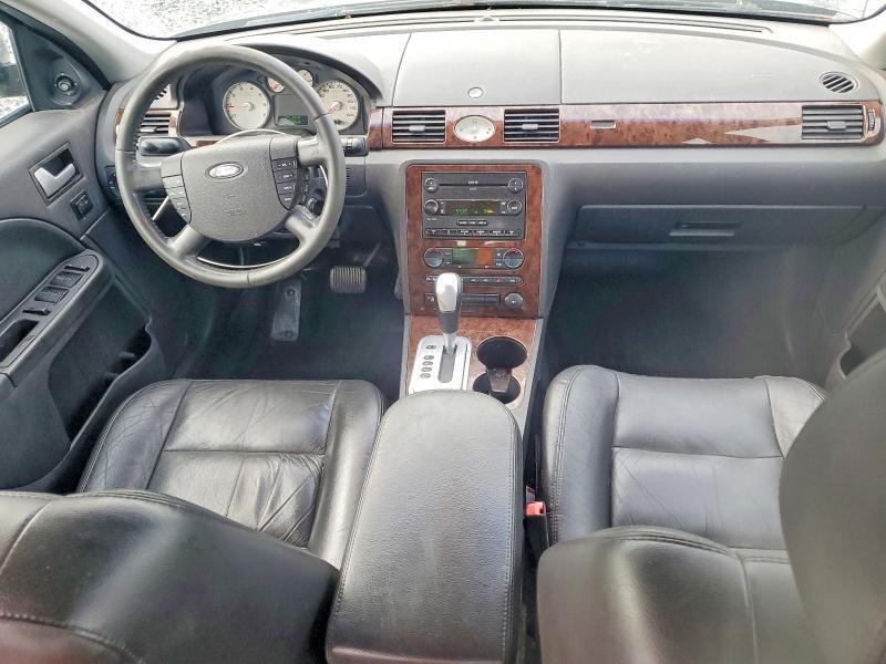 1FAFP25116G131477 2006 FORD FIVE HUNDRED photo no. 8