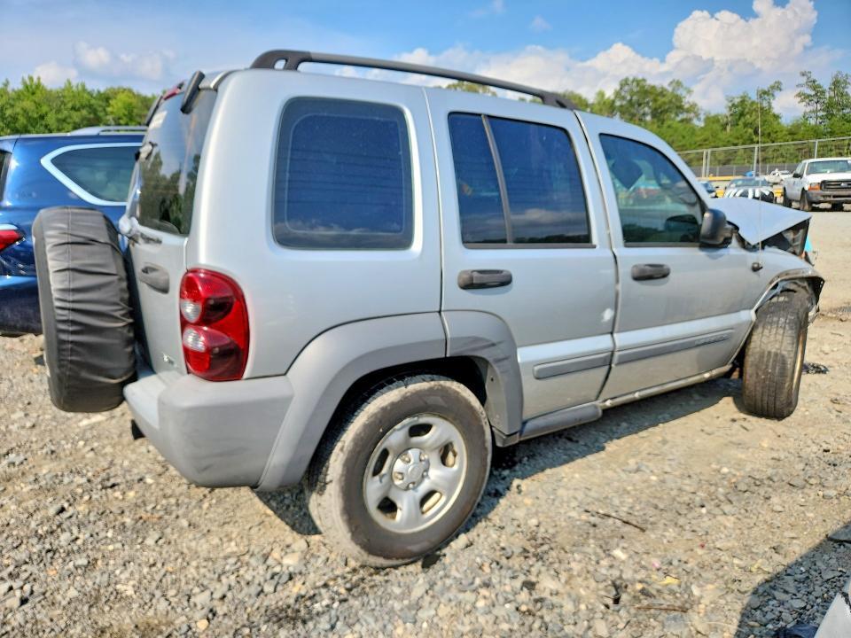 2005 JEEP LIBERTY SPORT — Фото 3 из 13
