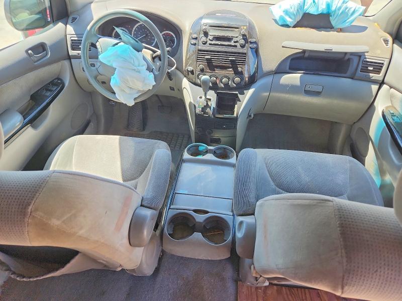 2004 TOYOTA SIENNA LE 8 PASSENGER — Фото 8 из 14