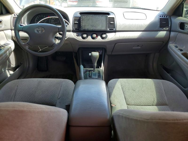 2002 TOYOTA CAMRY LE — Фото 8 из 12