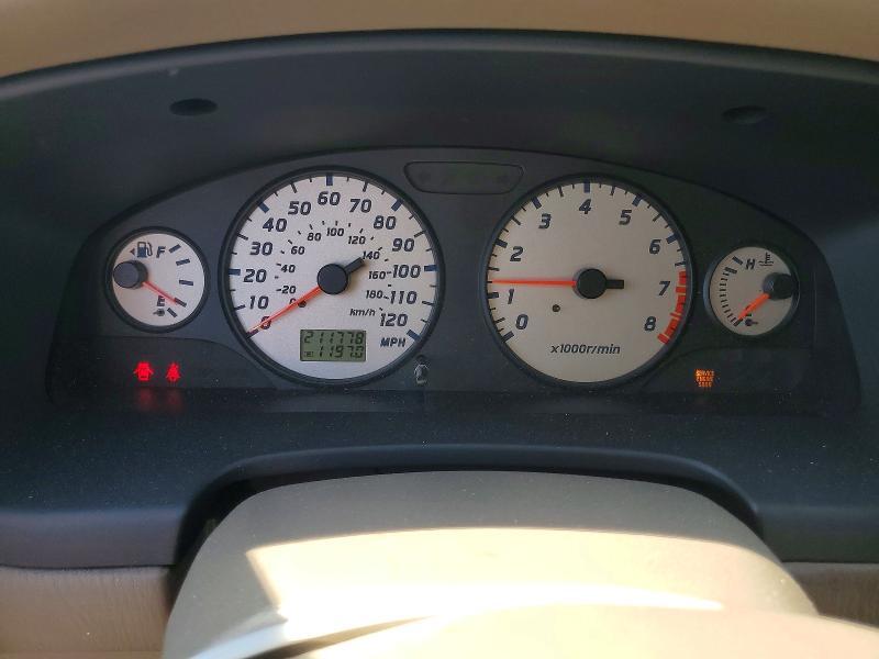2002 NISSAN PATHFINDER SE — Фото 9 из 13