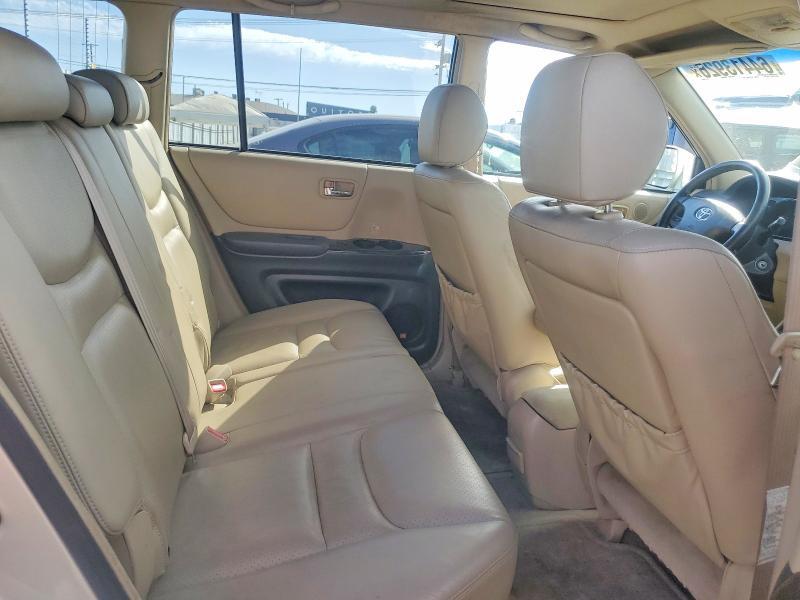 2001 TOYOTA HIGHLANDER BASE — Фото 11 из 13
