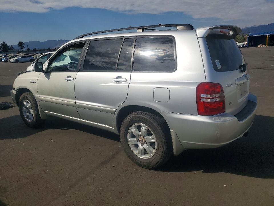 2001 TOYOTA HIGHLANDER BASE — Фото 2 из 13