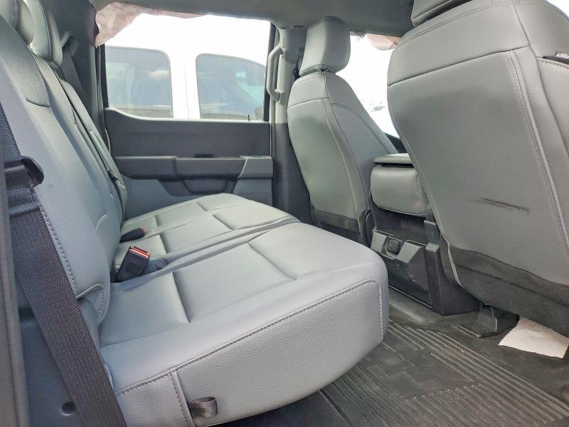2026 FORD F350 SUPER DUTY — Фото 10 из 12
