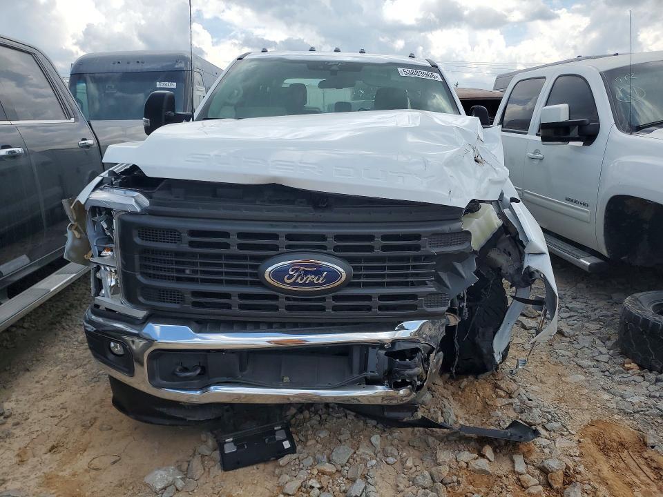 2026 FORD F350 SUPER DUTY — Фото 5 из 12