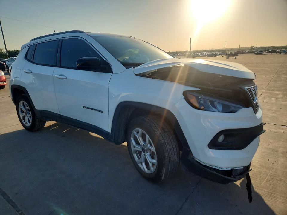 3C4NJDBN4TT189259 2026 JEEP COMPASS photo no. 4