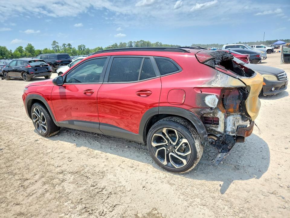 2026 CHEVROLET TRAX 2RS — Фото 2 из 13