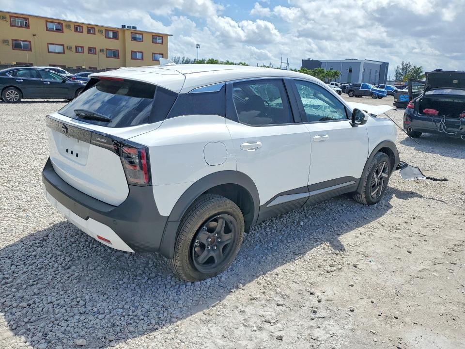 2025 NISSAN KICKS SV — Фото 3 из 13