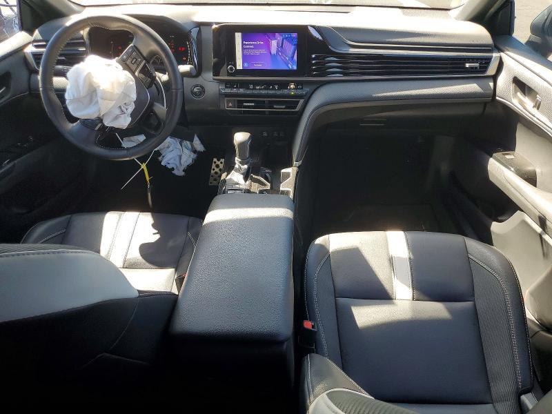 2025 TOYOTA CAMRY SE — Фото 8 из 12