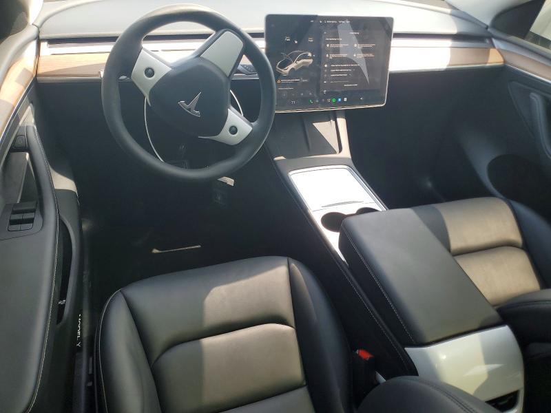 2024 TESLA MODEL Y — Фото 8 из 13