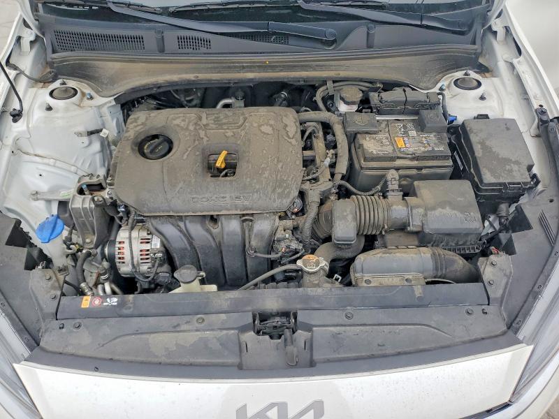 2024 KIA FORTE GT LINE — Фото 11 из 12