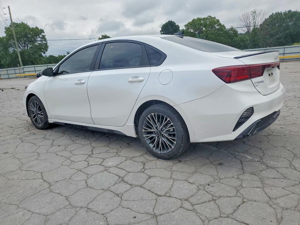 2024 KIA FORTE GT LINE — Фото 2 из 12