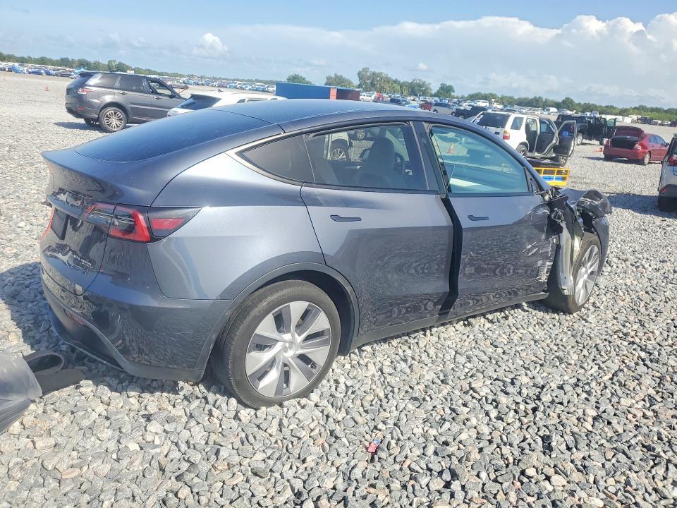 2023 TESLA MODEL Y — Фото 3 из 13