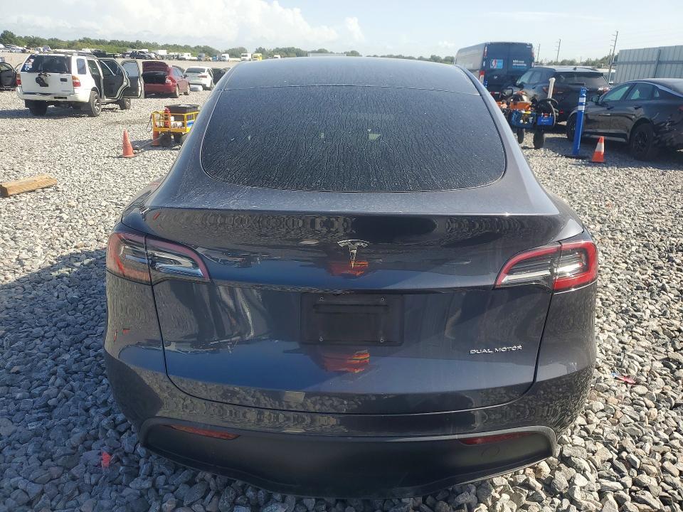 2023 TESLA MODEL Y — Фото 6 из 13
