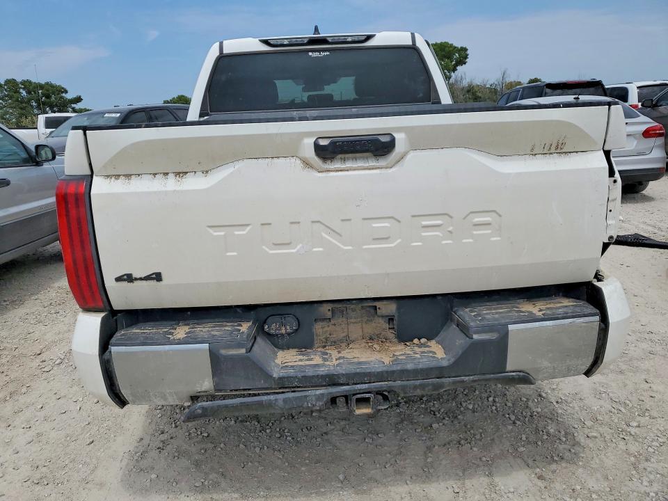 2023 TOYOTA TUNDRA SR5 — Фото 6 из 12