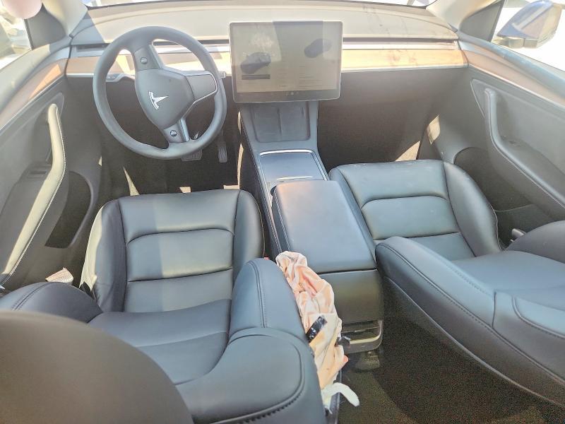 2023 TESLA MODEL Y — Фото 8 из 12