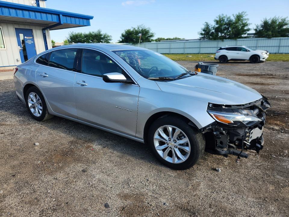 2022 CHEVROLET MALIBU LT — Фото 4 из 13