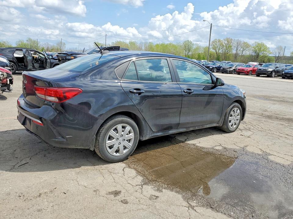 2022 KIA RIO LX — Фото 3 из 12