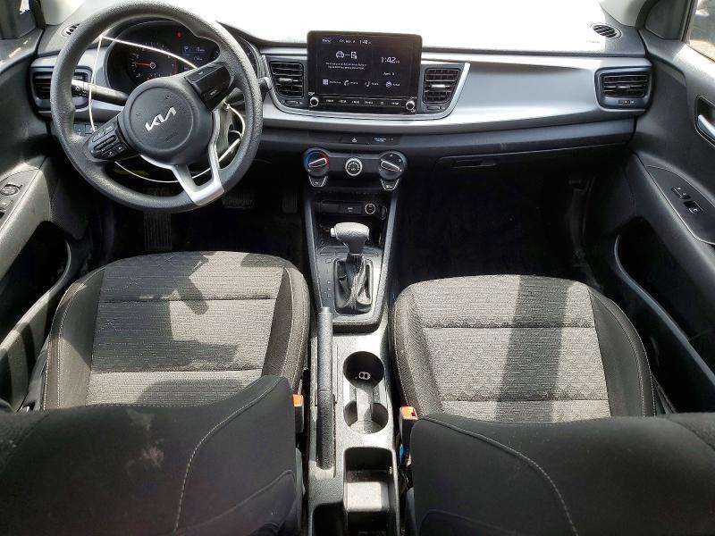 2022 KIA RIO LX — Фото 8 из 12