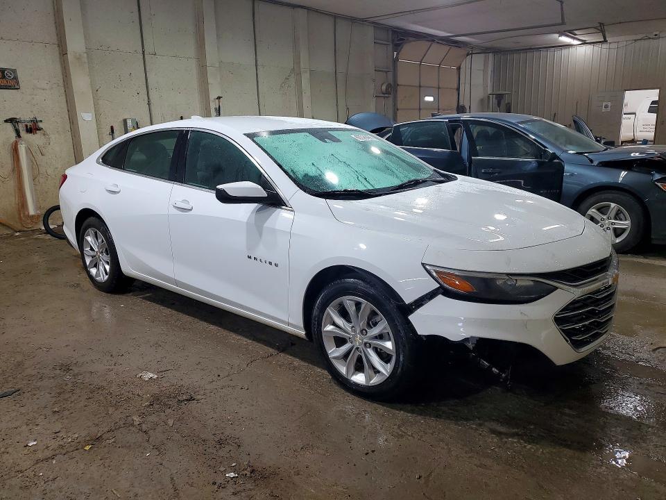 2022 CHEVROLET MALIBU LT — Фото 4 из 13