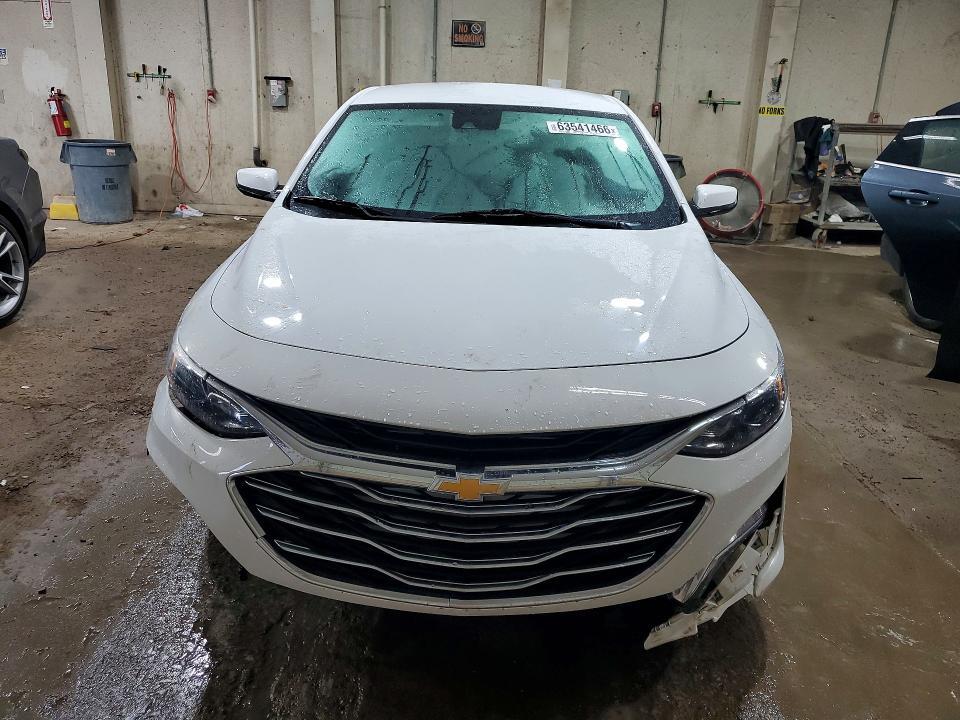 2022 CHEVROLET MALIBU LT — Фото 5 из 13