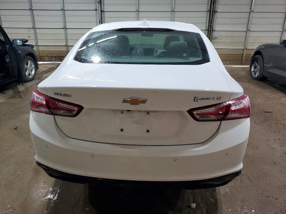 2022 CHEVROLET MALIBU LT — Фото 6 из 13
