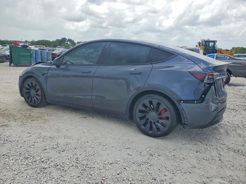 2022 TESLA MODEL Y — Фото 2 из 12