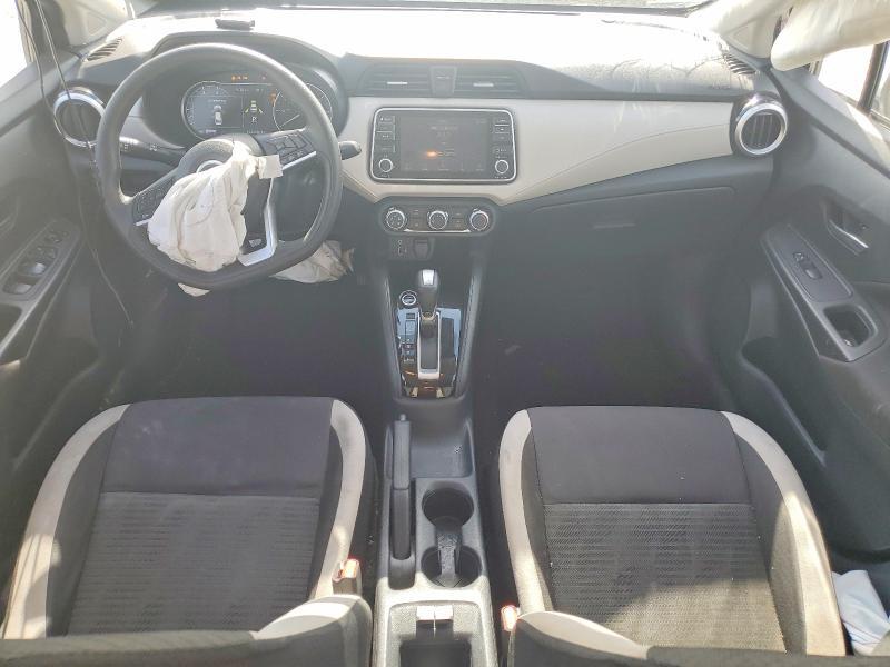 2021 NISSAN VERSA SV — Фото 8 из 12