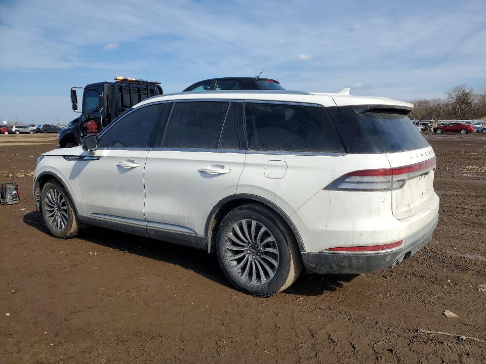 5LM5J7WC2LGL02536 2020 LINCOLN AVIATOR photo no. 2