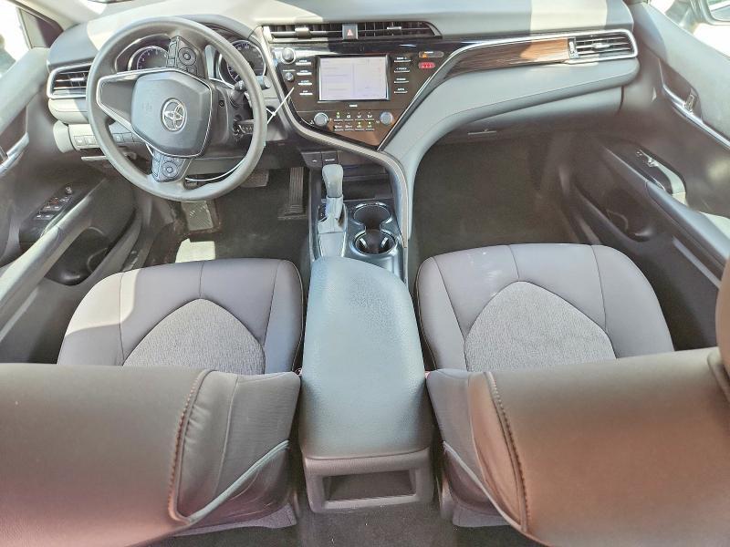 2020 TOYOTA CAMRY LE — Фото 8 из 13