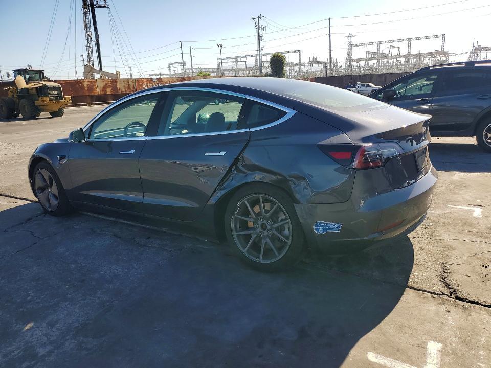 5YJ3E1EB3LF802935 2020 TESLA MODEL 3 photo no. 2