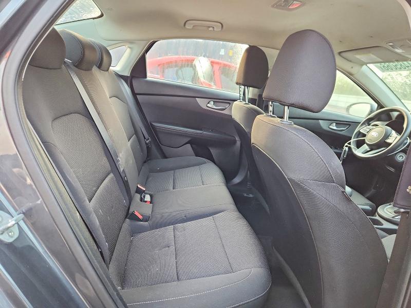 2019 KIA FORTE FE — Фото 10 из 13