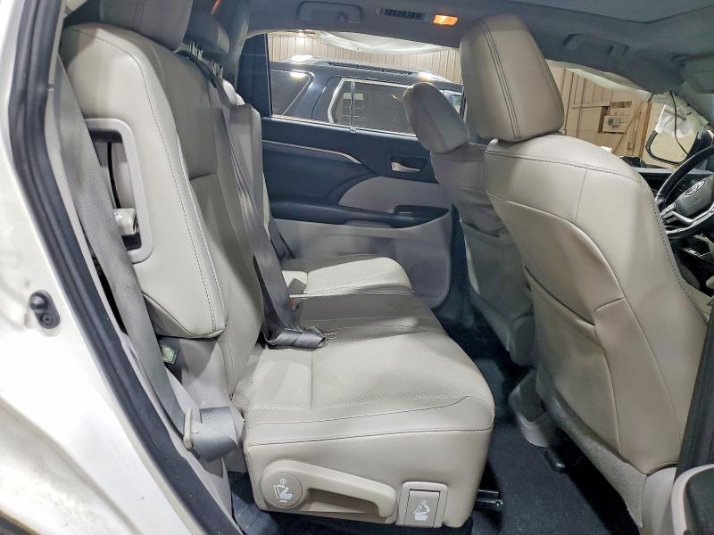 2019 TOYOTA HIGHLANDER LIMITED PLATINUM — Фото 11 из 13