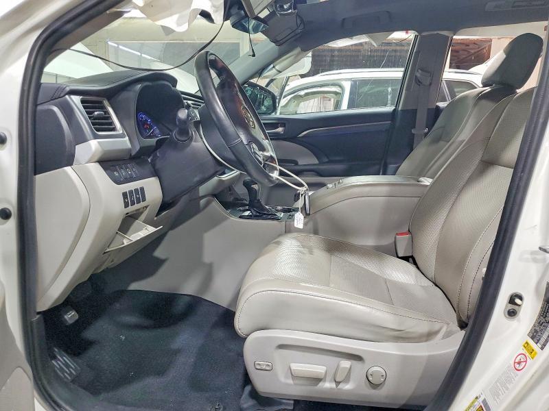2019 TOYOTA HIGHLANDER LIMITED PLATINUM — Фото 7 из 13