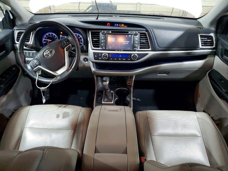 2019 TOYOTA HIGHLANDER LIMITED PLATINUM — Фото 8 из 13