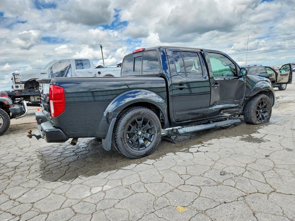 2019 NISSAN FRONTIER SV — Фото 3 из 12