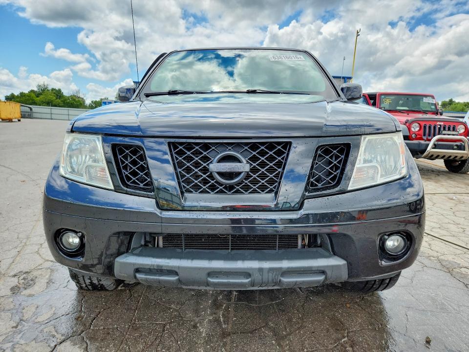 2019 NISSAN FRONTIER SV — Фото 5 из 12