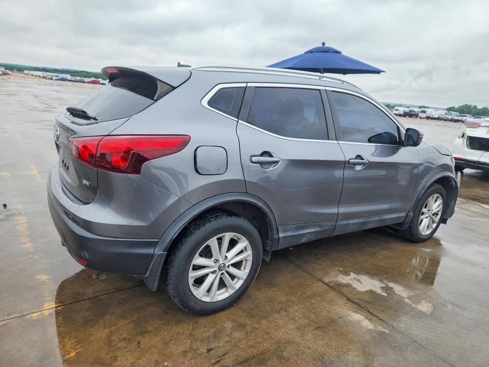 2019 NISSAN ROGUE SPORT SV — Фото 3 из 13