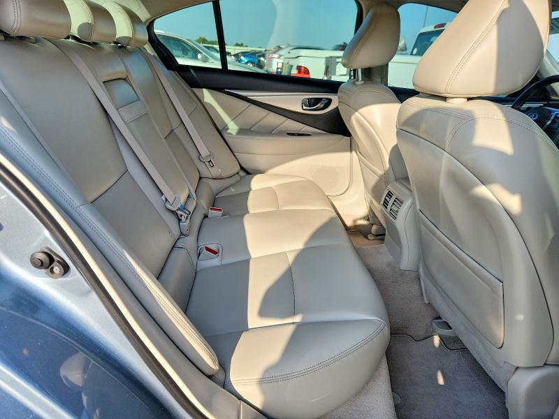2019 INFINITI Q50 3.0T LUXE — Фото 10 из 12