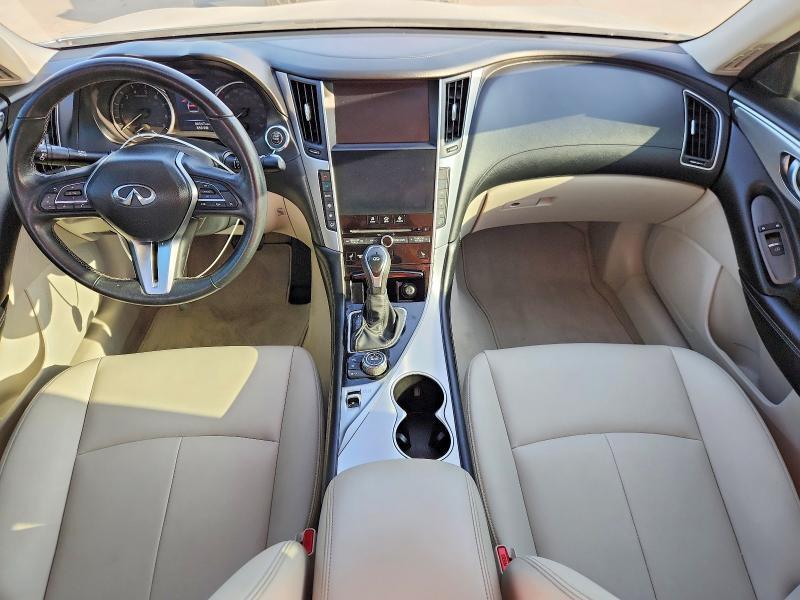 2019 INFINITI Q50 3.0T LUXE — Фото 8 из 12