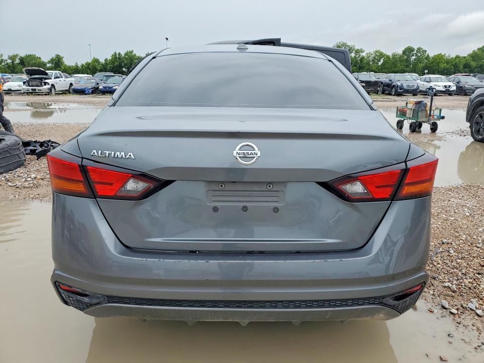 2019 NISSAN ALTIMA S — Фото 6 из 12