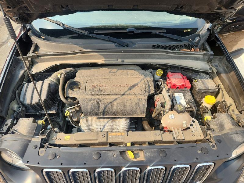 2018 JEEP RENEGADE LATITUDE — Фото 12 из 13