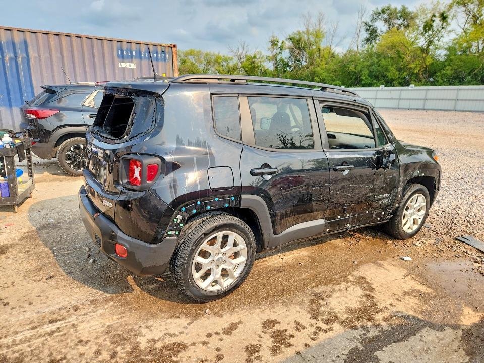 2018 JEEP RENEGADE LATITUDE — Фото 3 из 13