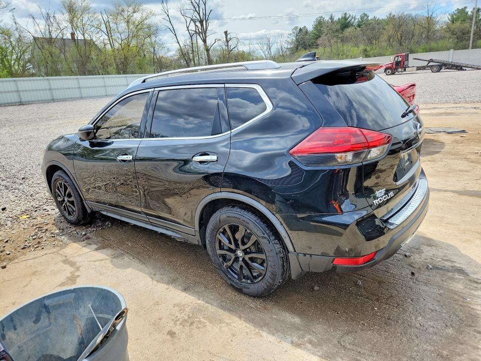 2018 NISSAN ROGUE SV — Фото 2 из 14