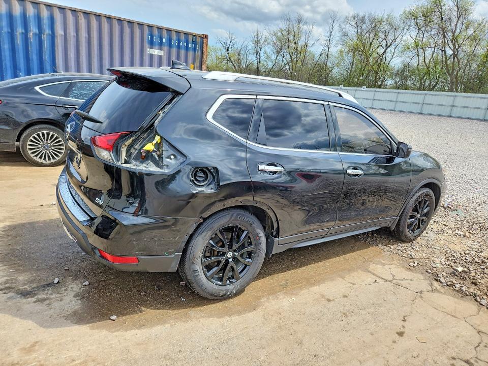 2018 NISSAN ROGUE SV — Фото 3 из 14