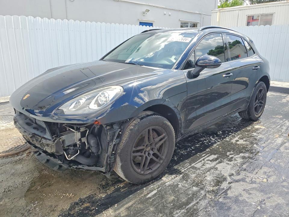 2018 PORSCHE MACAN WP1AA2A58JLB21543